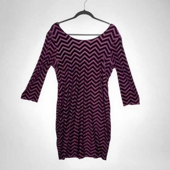 Forever 21+ 1X Womens Burgundy Chevron Print Dress With 3/4 Sleeves Casual - Picture 1 of 7